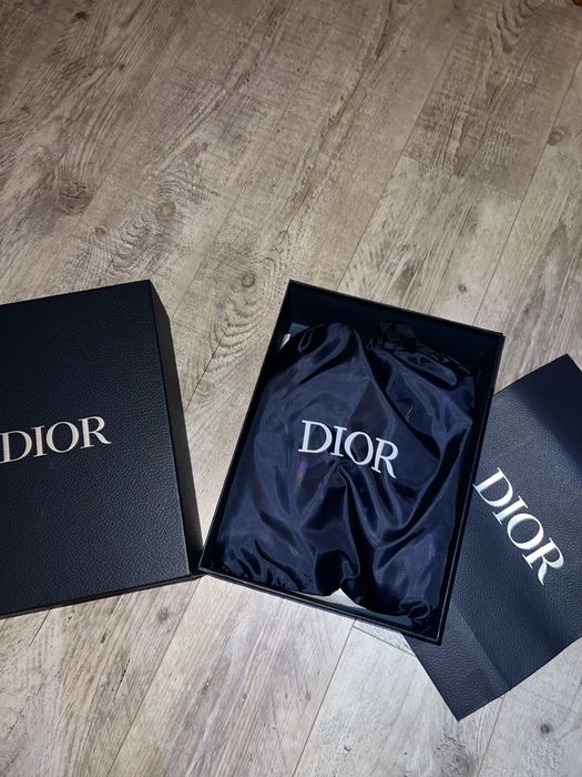Dior b22 w rozmiarze 45