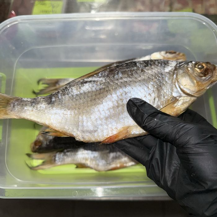 Тарань з ікрою, бичок , судак