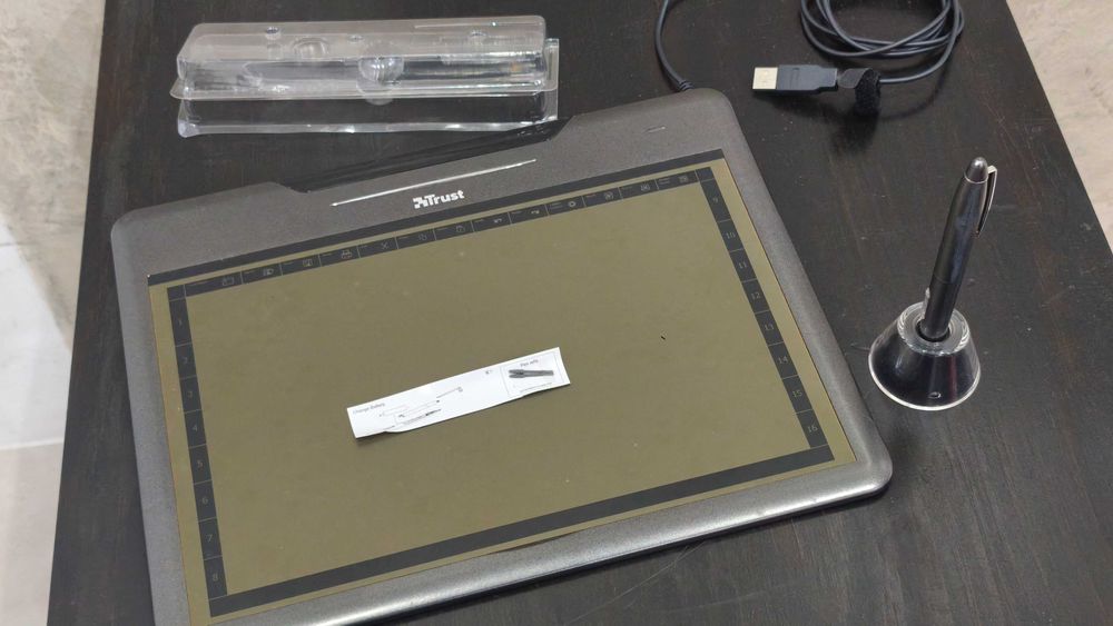 Mesa digitalizadora Trust