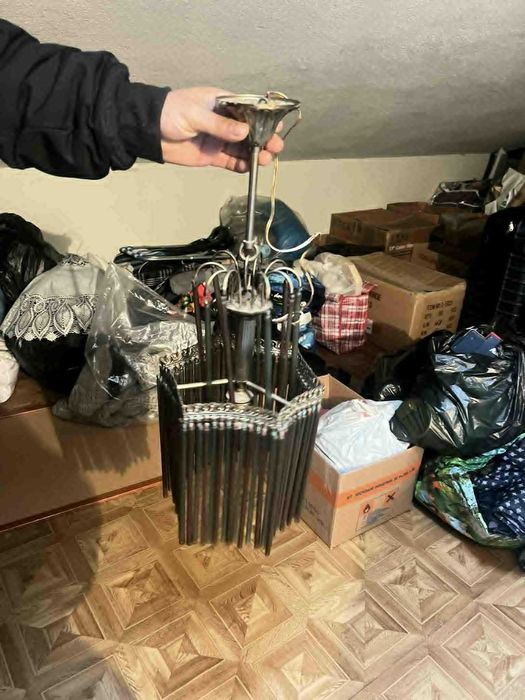 Candeeiro com folhos de vidro