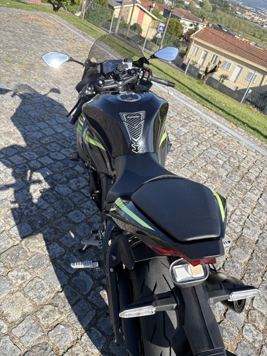 Kawasaki Ninja ZX6R 636