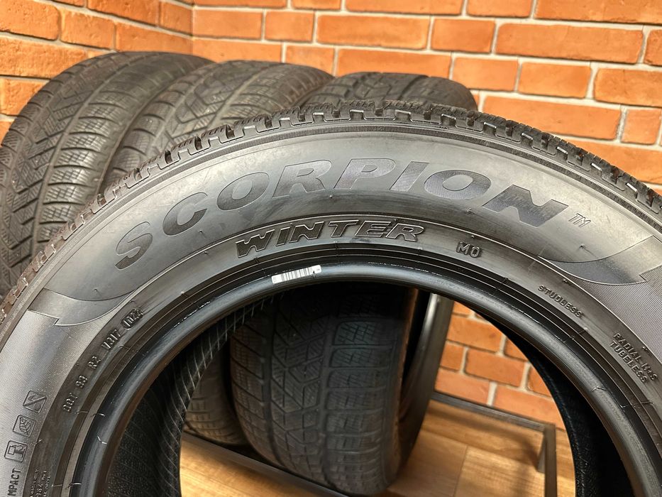 Opony Pirelli Scorpion Winter 235/65R17 104H 2022 7mm