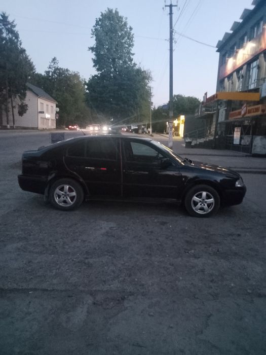 Шкода Октавія Тур А4