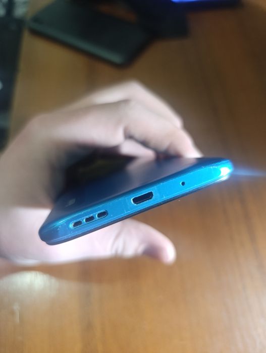 Продам телефон Xiaomi Redmi 9a
