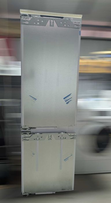 Lodówko-zamrażarka Miele KFN 7734 E –stan b.dobry