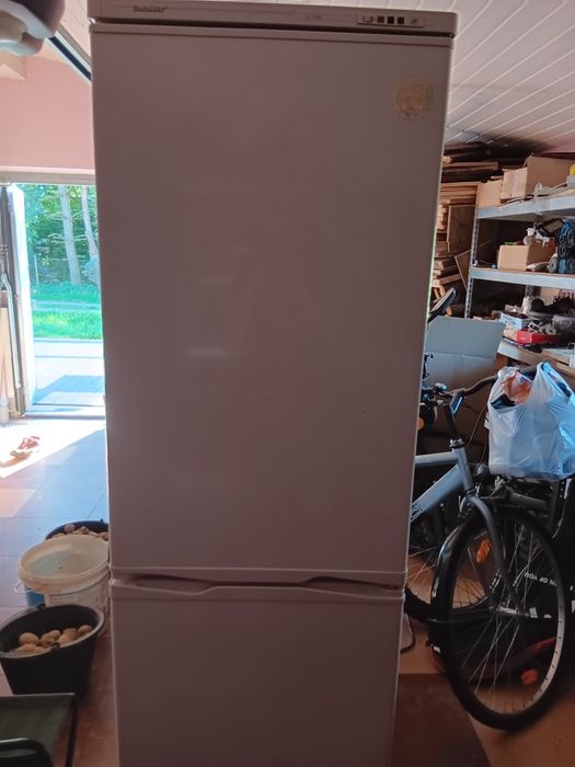 Sprzedam lodówkę Polar 340  stan bardzo dobry