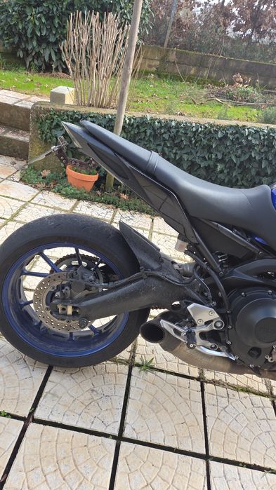 Yamaha MT09(troco por mota de pista 600/750cc))