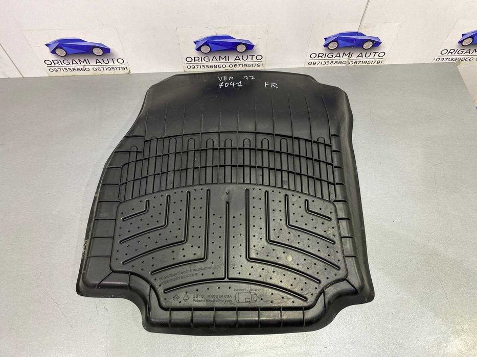 Коврик передній правий WeatherTech Toyota Venza Тойота Венза 2021+