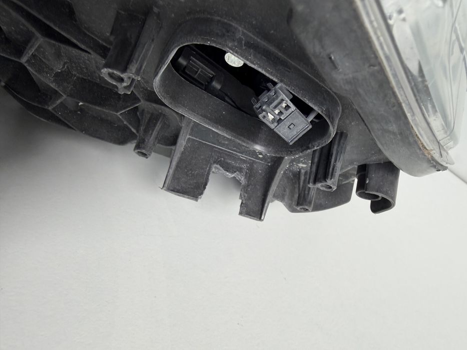 Farol Bmw Serie 1 F20 F21 xenon