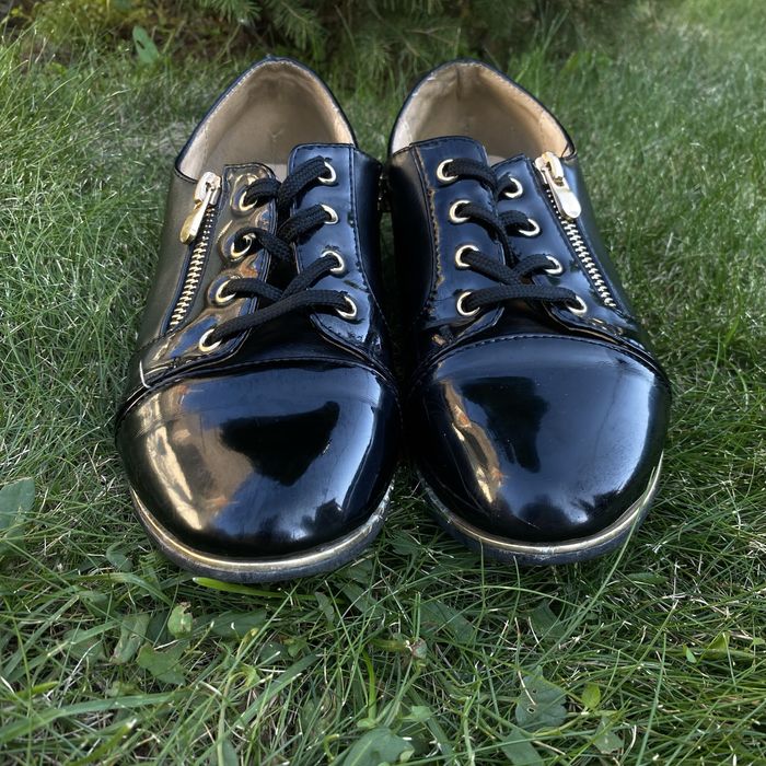 Туфлі лаковані, 36 розмір