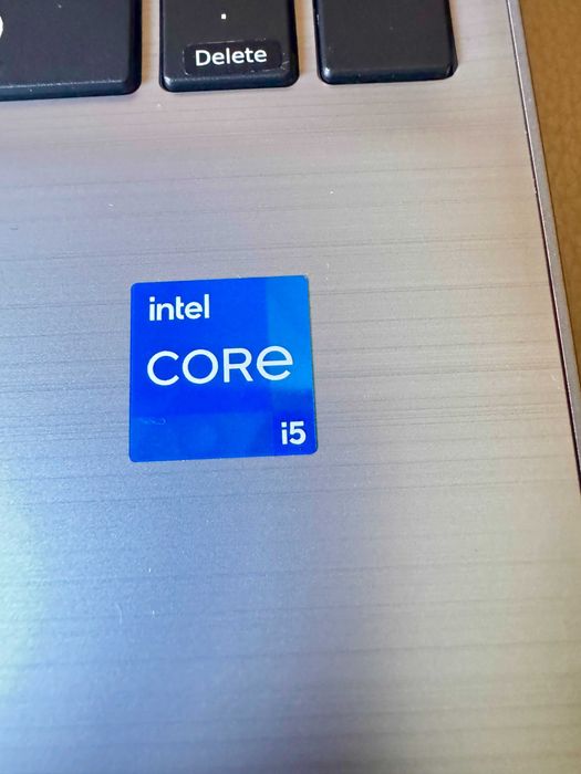 HP 250 G9 c/Novo c/Ecran 15.6"FHD/i5-1235 c/10 Cores/16G Ram/Ssd 512Gb