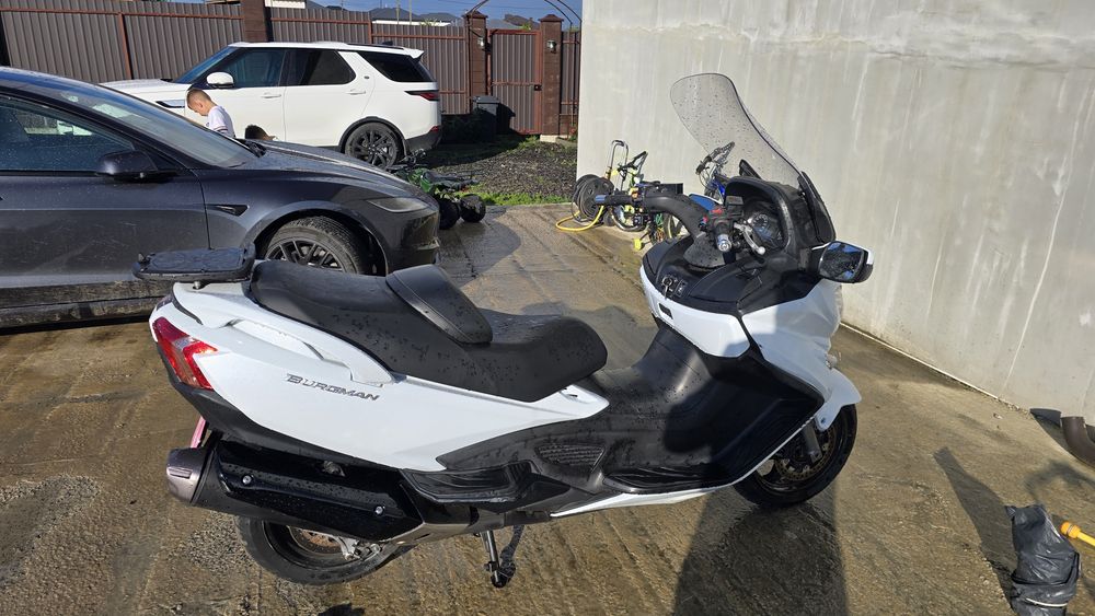 Suzuki Burgman AN 650