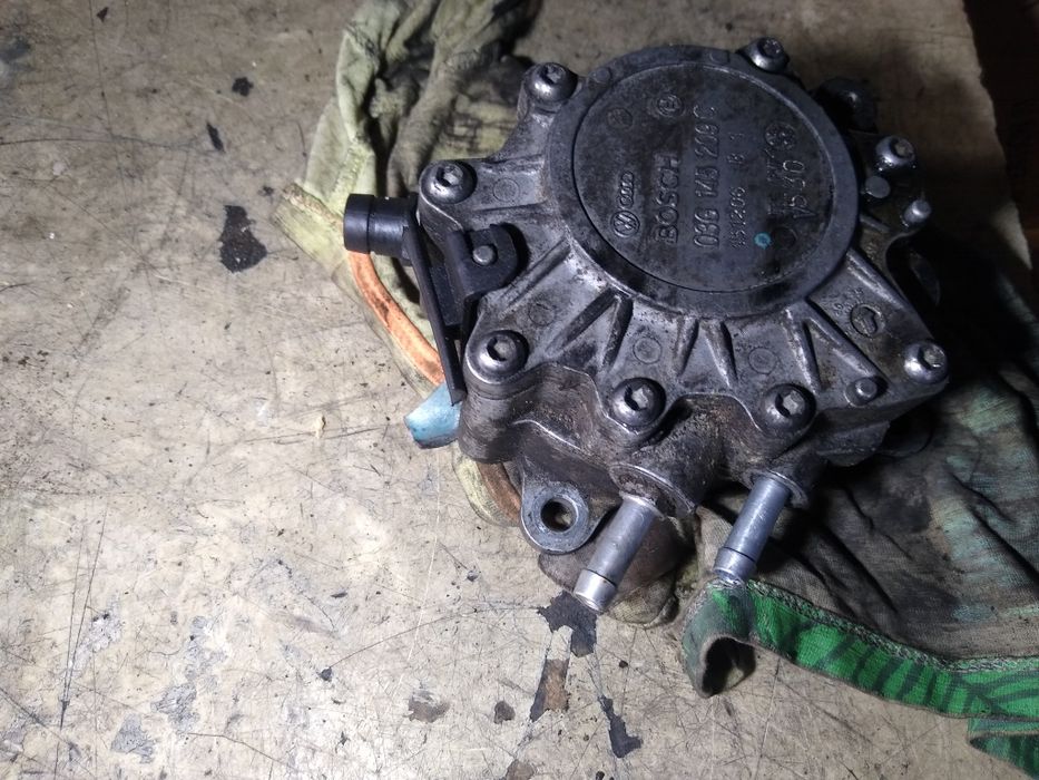 Pompa vacum 2.0tdi 16v Bosch oryg VW Audi Skoda Seat gwarancja