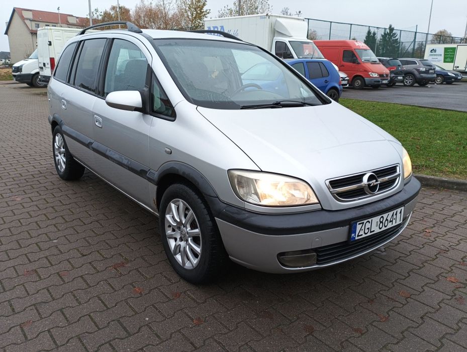 Sprzedam Opla Zafira 7 osobowy