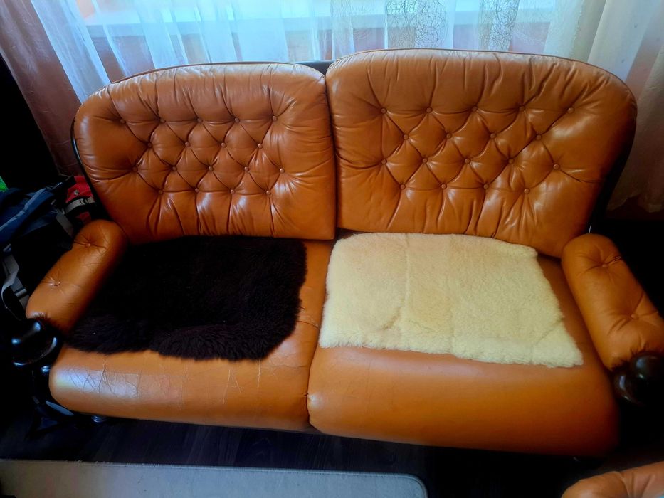 Sprzedam komplet sofa i dwa fotele