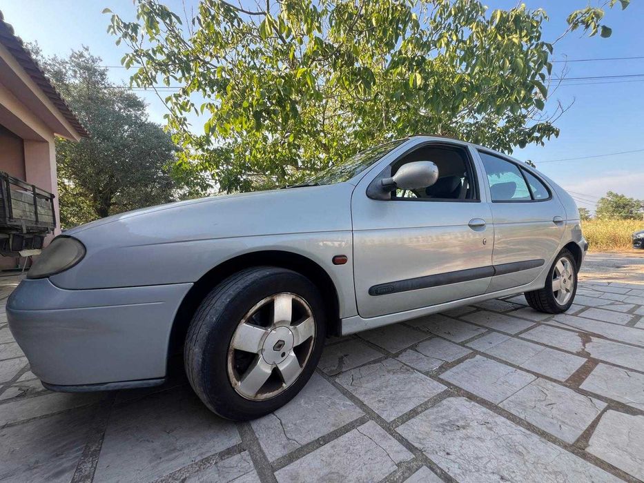 Renault megane 1.9dti fiável e econmico pronto a andar