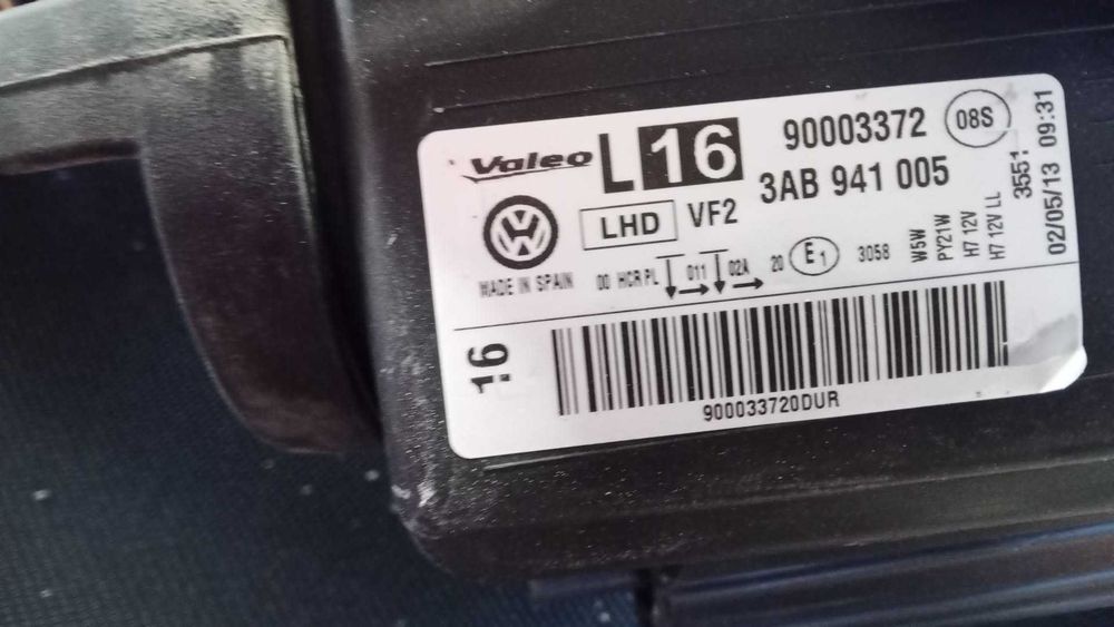 farois vw passat 2015 3AB 941 005    e    3AB  941 006