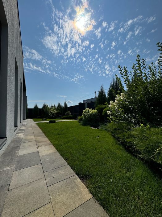 Здам будинок біля річки у Зазимʼї. Генератор !