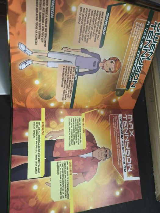 Ben 10, O grande livro de Ben 10.
Livro de leitura e de actividades e