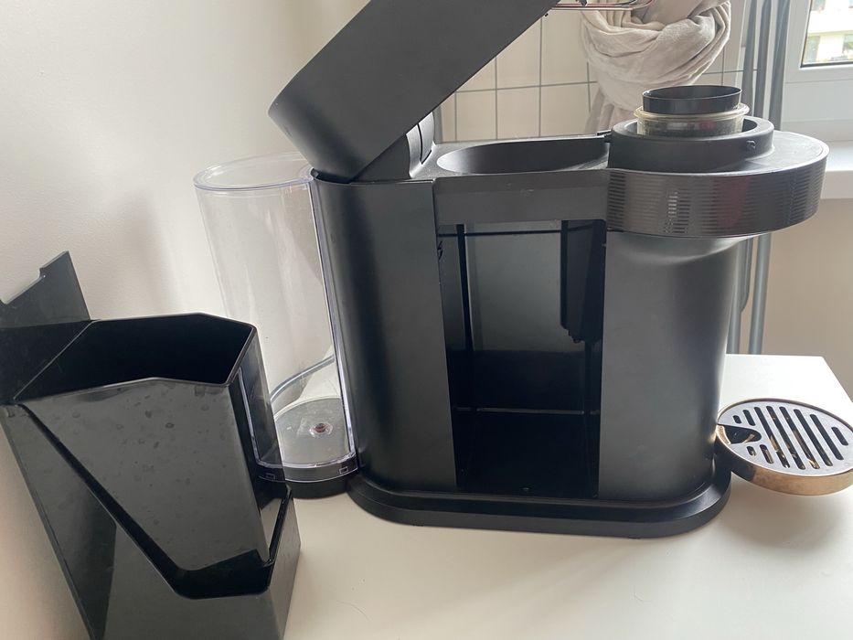 Ekspres kapsulkowy Nespresso DeLonghi