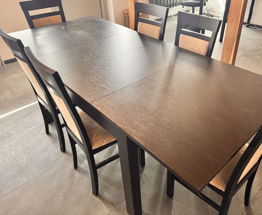 Komplet stół + 6 krzeseł w kolorze wenge
