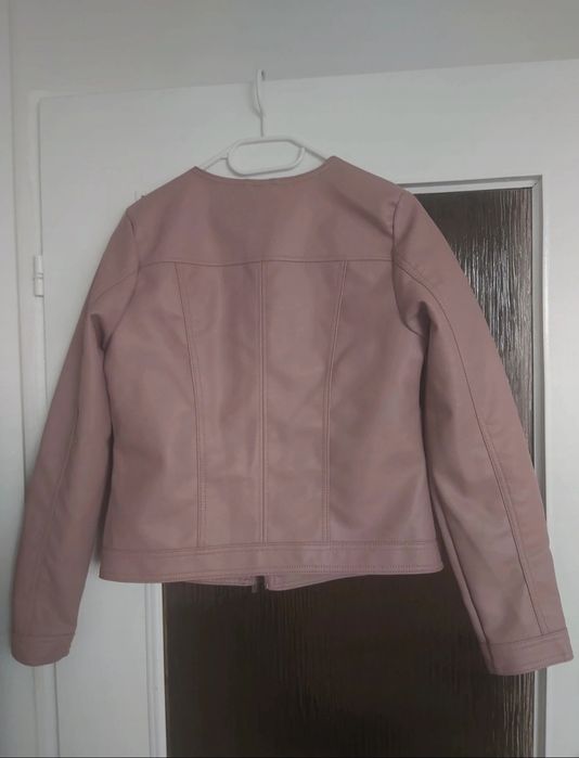 Elegancka kurtka skóropodobna