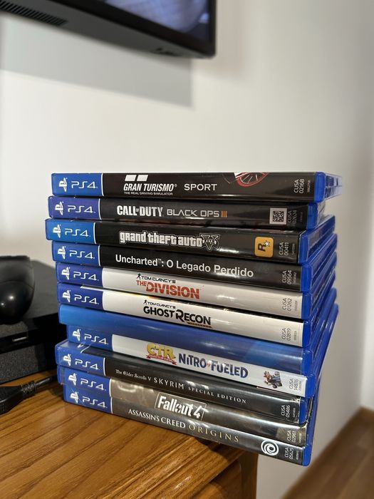 PlayStation 4 Slim 500gb, jogos e headset