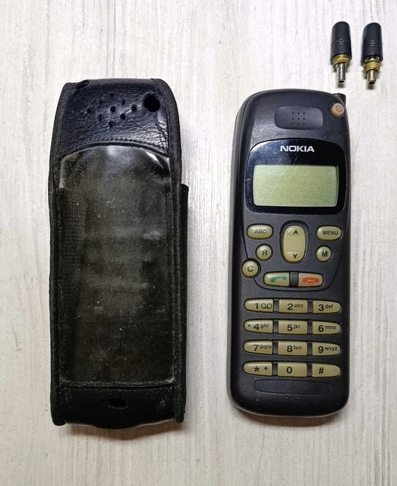Оригинальный винтажный телефон Nokia 1620 NHK-5NY.