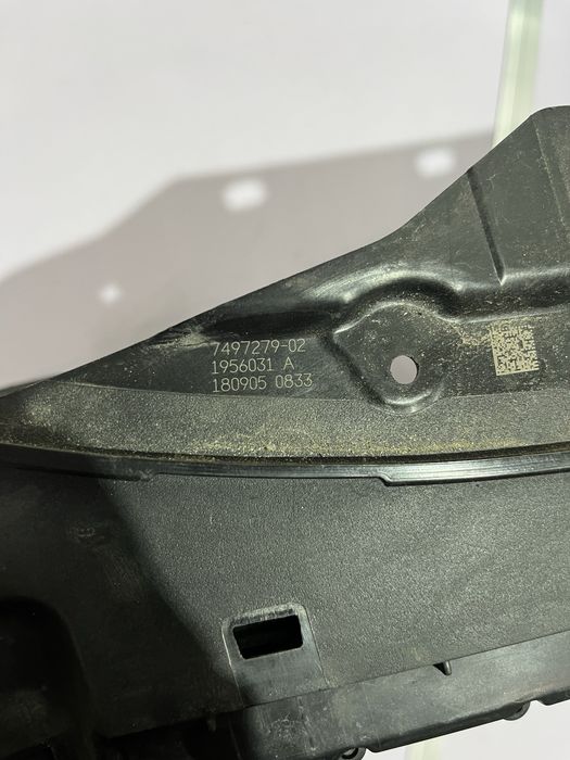 Решітка жалюзі ролета BMW 5 G30 G31 ( 2017 - 2020 г. ) 7497279-02