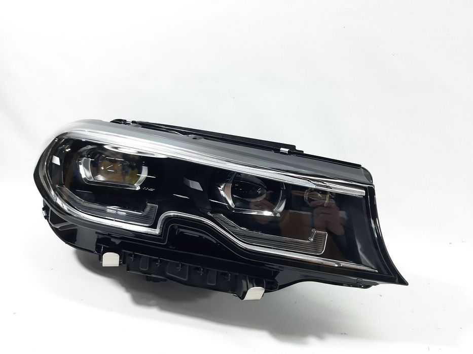 Фара передня права BMW 3 2019-2023 63118496160