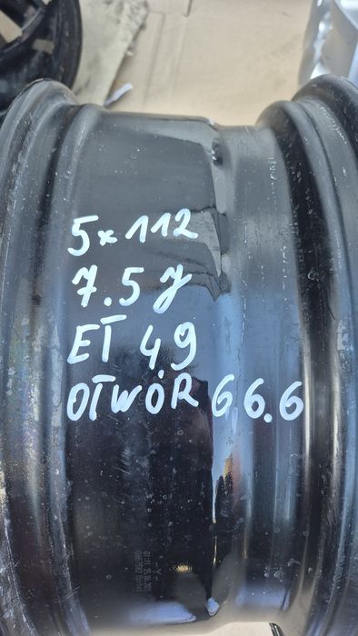 Felga aluminiowa 18", 5x112, et49, 7.5J. Otwór 66.6.