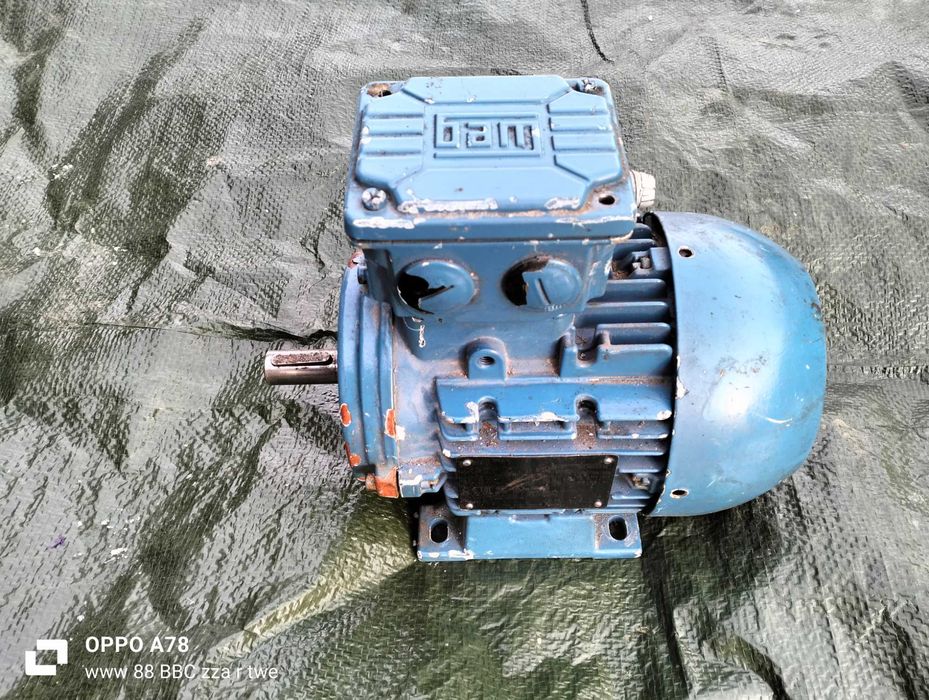 Silnik elektryczny 1,1 kw 2830 obr/min WEG AL80-02