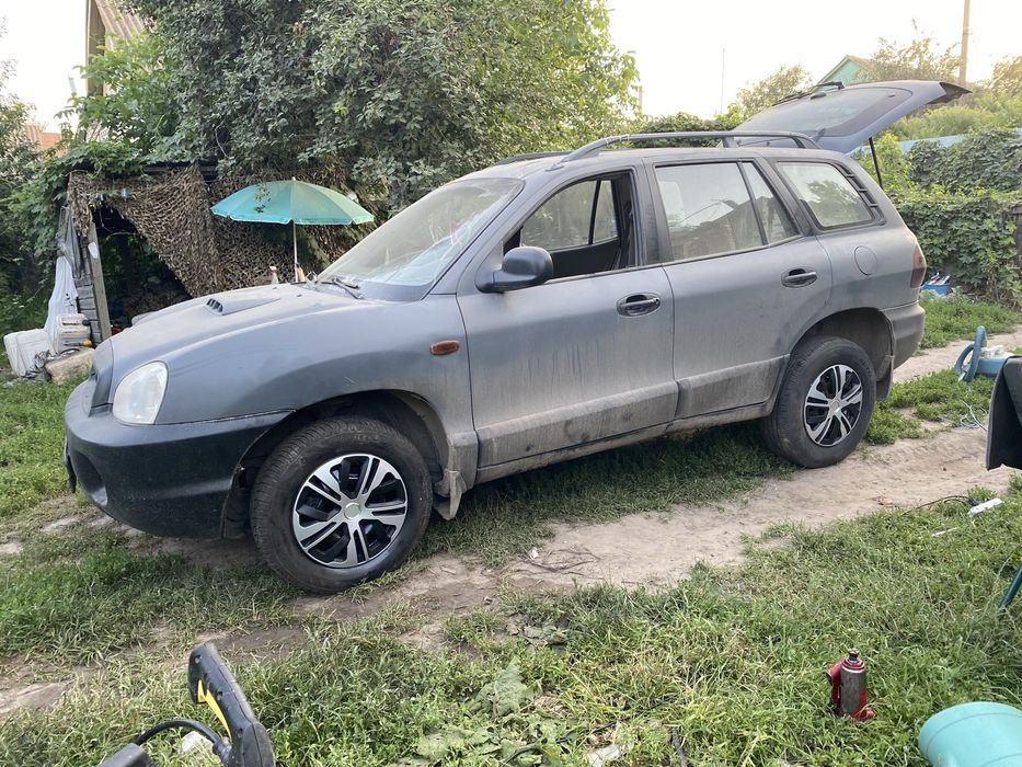 Продам повнопривідний автомобіль