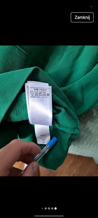 Zielona bluza z kapturem marki GAP