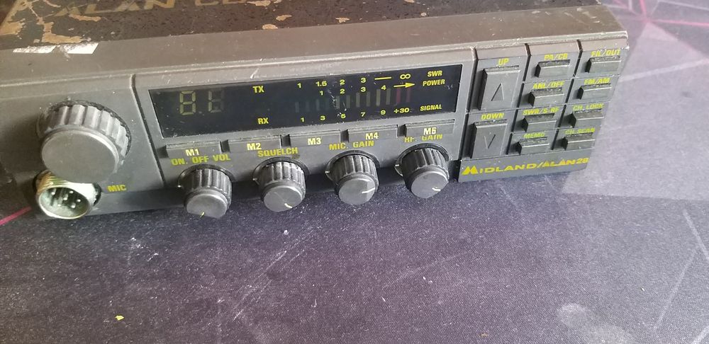 Radiotelefon CB Midland Alan 28 + mikrofon klasyk / kultowy klasyk CB