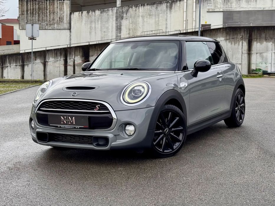 MINI 3 Portas Cooper SD Aut.