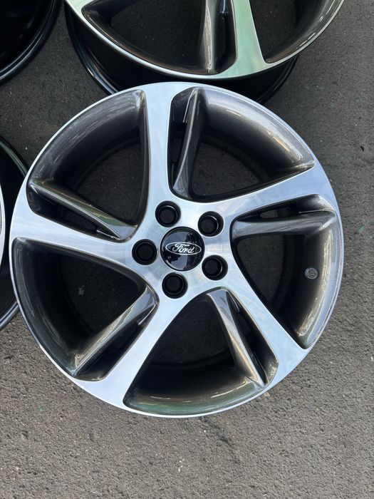 5/108R17 Ford диск.