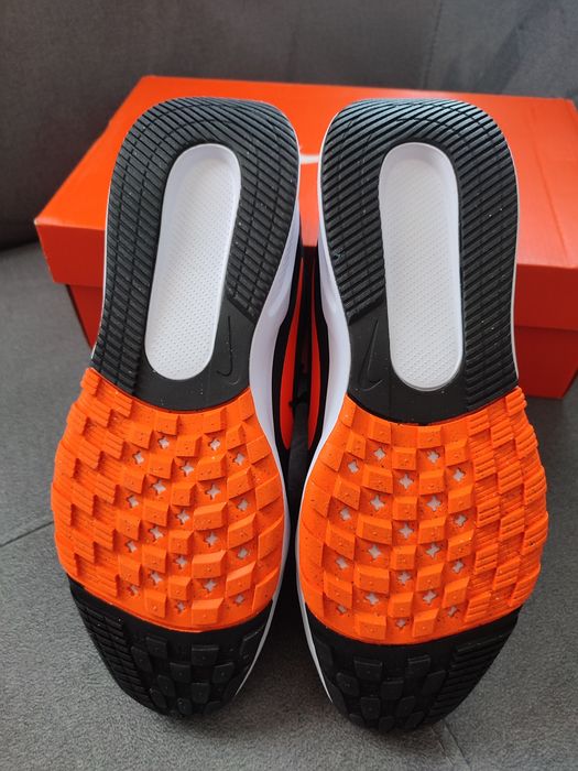 Nike Runner 5 ..