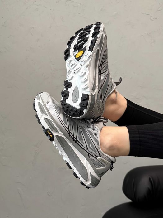 Кросівки Hoka One One U Mafate Speed 2 Silver premium