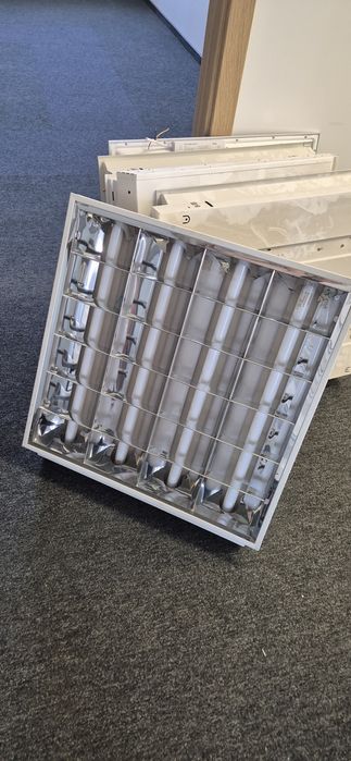 Lampa sufitowa (oprawa rastrowa) 60x60 cm - 10 szt. - posiadam większą ilość
