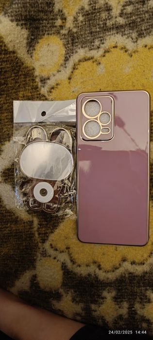 Várias capas de telemóvel Xiaomi