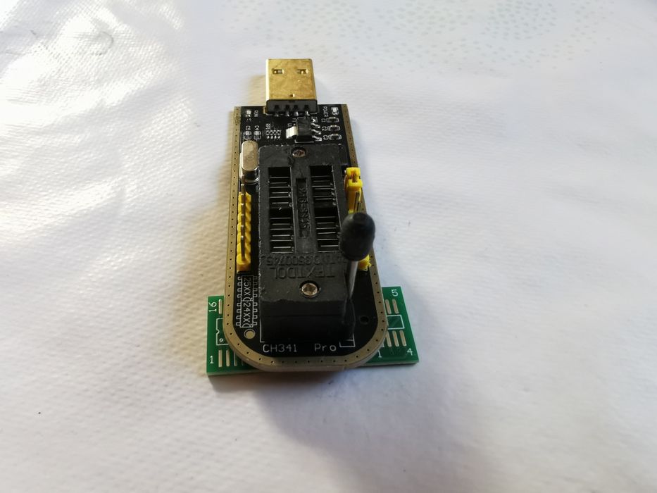 Программатор CH341A Pro