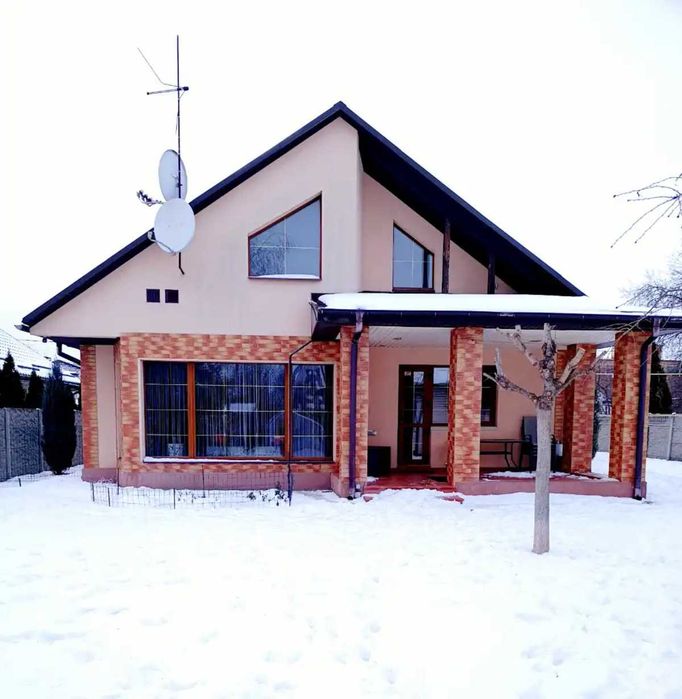 Продам будинок по вул.Байдаковська  (перехрестя Косиора і Байкальскої)