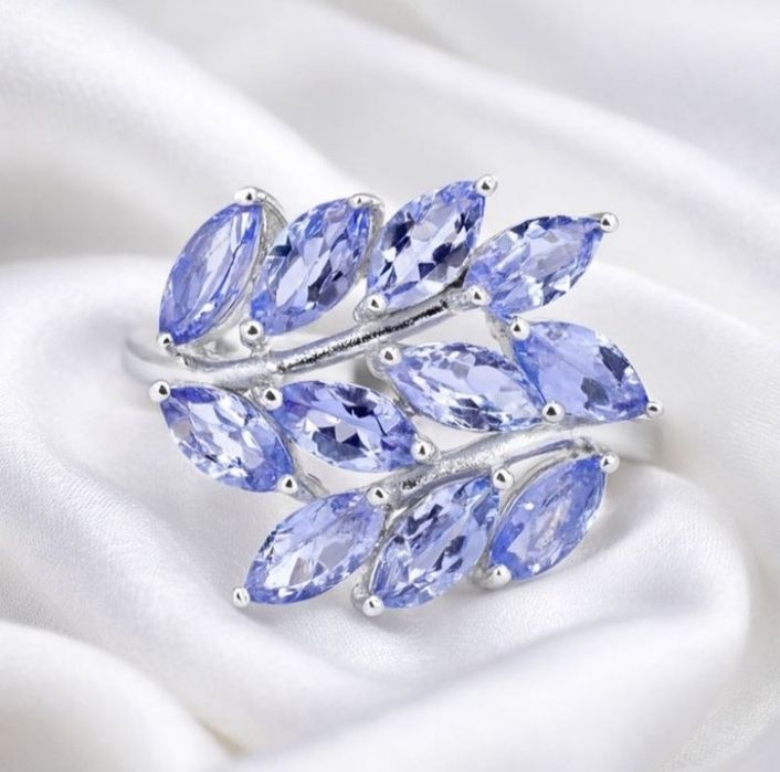 Anel Tanzanita Natural 1,40ct | GEMTEC | Prata 925 | Banho Ouro 18K