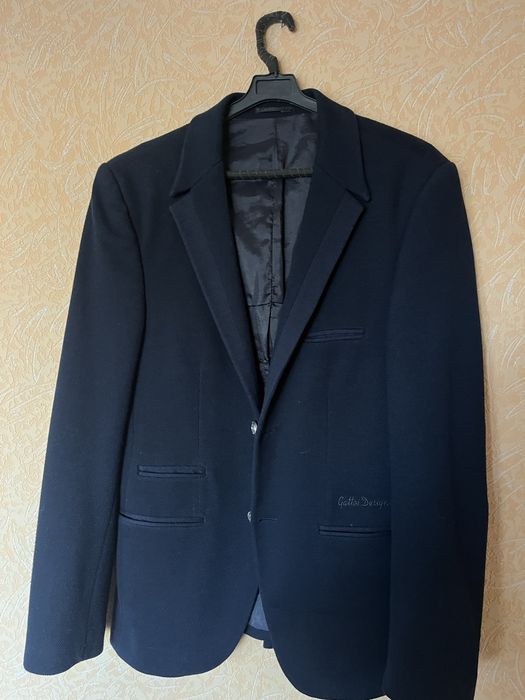 Чоловічий піджак L