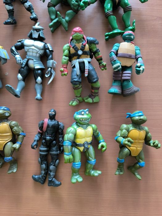 Vintage Teenage Mutant Ninja Turtle TMNT Action Figures