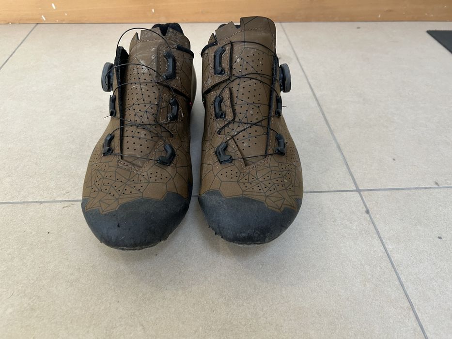 Sapatos btt Garene 44