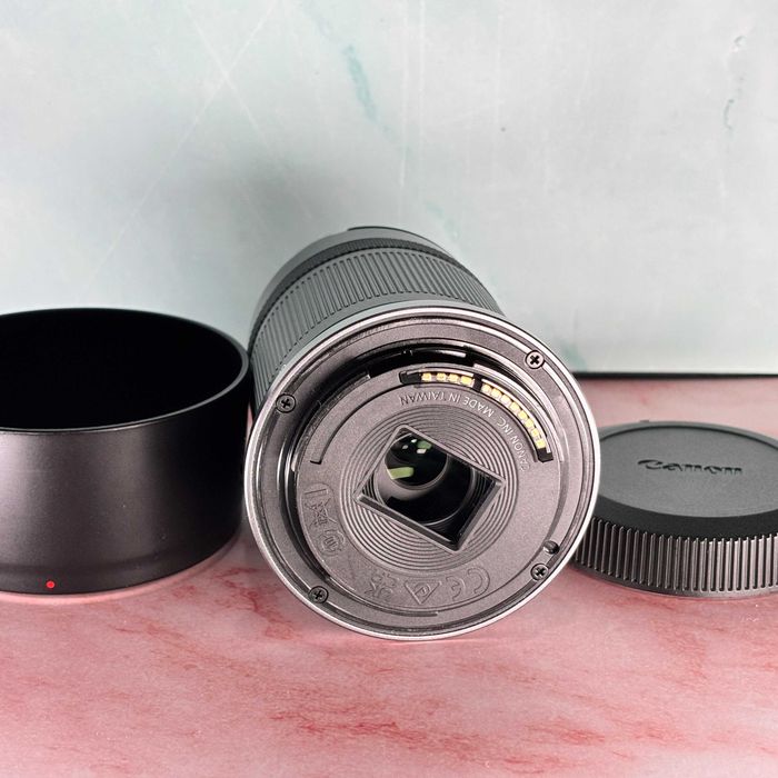 Objetiva Canon RF-S 55-210mm f/5-7.1 IS STM - Como Nova