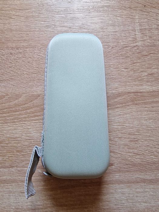 Sprzedam parasolkę w intensywnym jasnozielonym kolorze