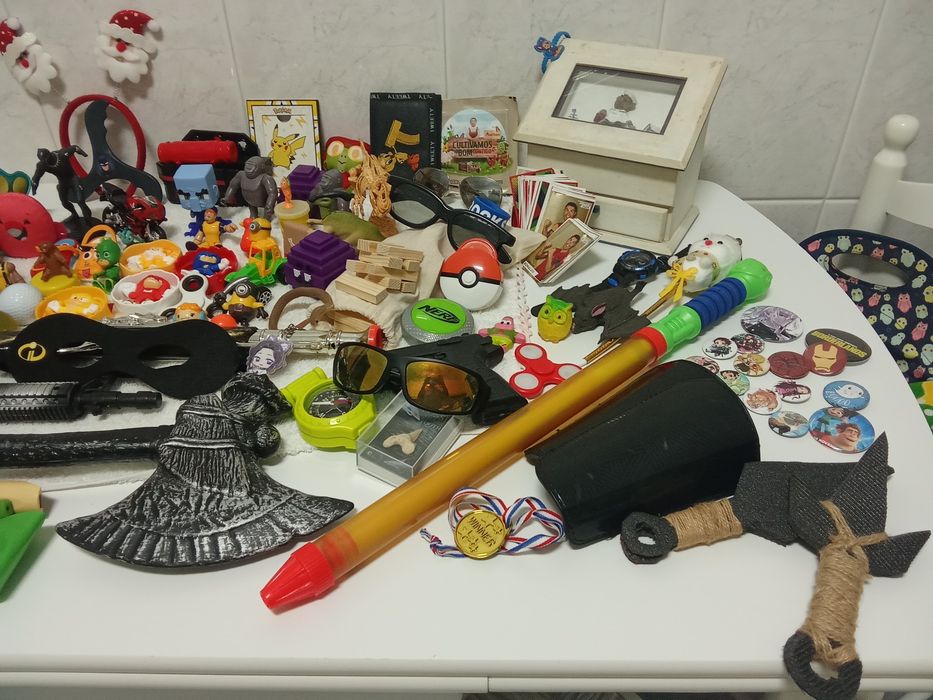 Bijuteria e brinquedos